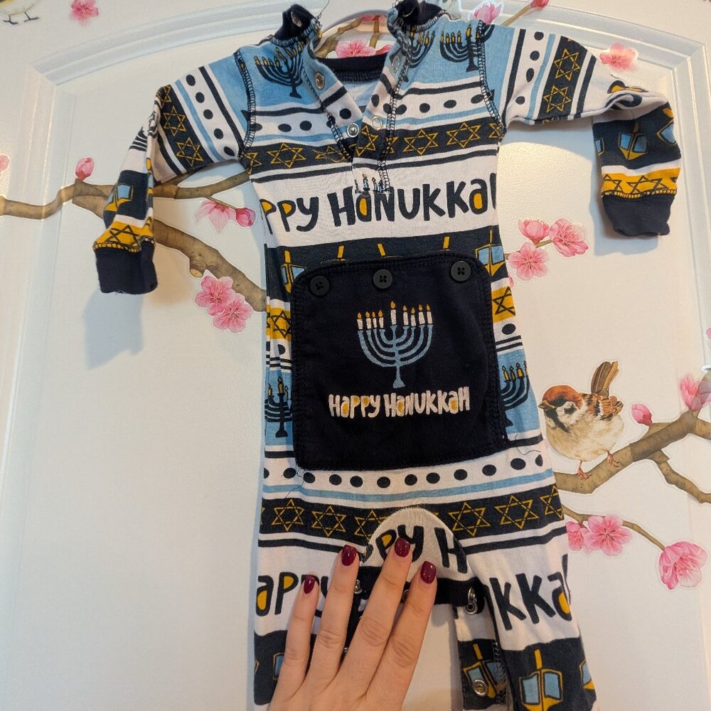 Infant Hanukkah Pajama Onesie 6 Months - Picture 5 of 8